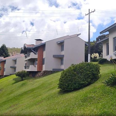 Plaza Inn Week Inn Campos do Jordão Exterior foto